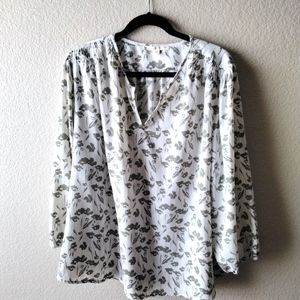 Fun to fun blouse Size 3X